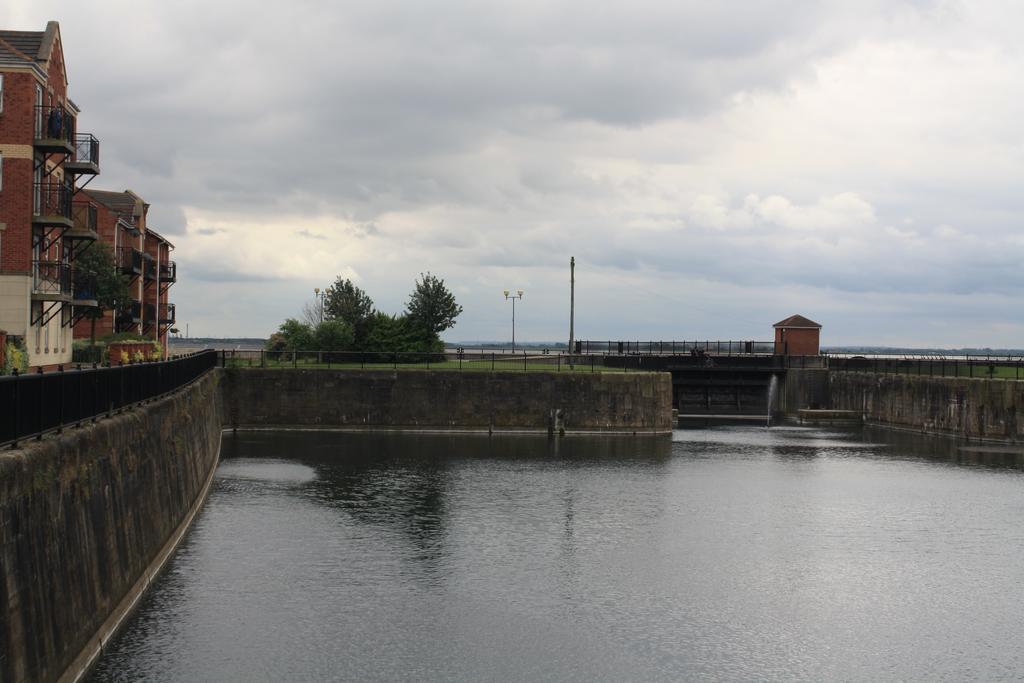 Hartley Bridge Victoria Dock Lägenhet Kingston upon Hull Exteriör bild